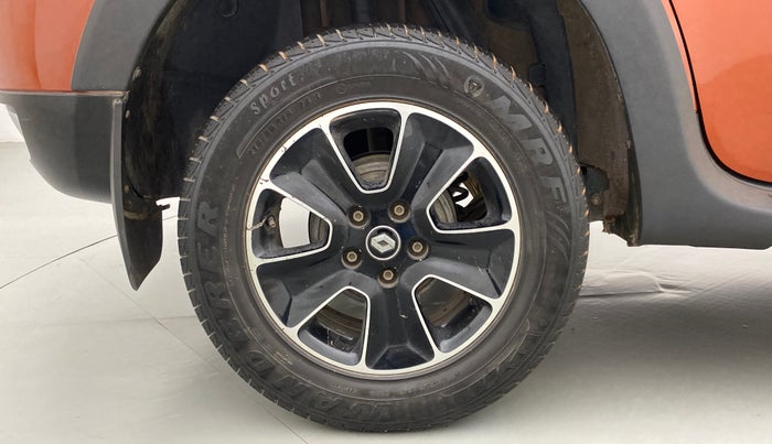 2016 Renault Duster RXZ AMT 110 PS, Diesel, Automatic, 53,576 km, Right Rear Wheel