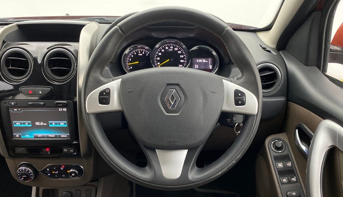 2016 Renault Duster RXZ AMT 110 PS, Diesel, Automatic, 53,576 km, Steering Wheel Close Up