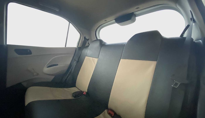 2021 Hyundai NEW SANTRO 1.1 ERA EXICUTIVE, Petrol, Manual, 34,239 km, Right Side Rear Door Cabin