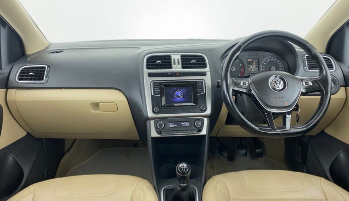 2016 Volkswagen Polo HIGHLINE1.2L PETROL, Petrol, Manual, 99,371 km, Dashboard