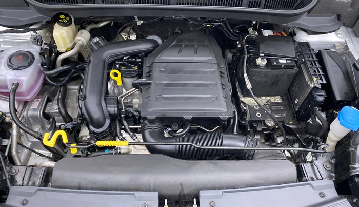 2021 Skoda KUSHAQ AMBITION 1.0 TSI AT, Petrol, Automatic, 8,956 km, Open Bonet