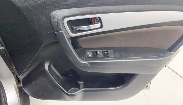 2021 Toyota URBAN CRUISER PREMIUM GRADE AT, Petrol, Automatic, 21,177 km, Driver Side Door Panels Control
