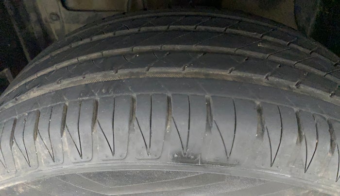 2021 Toyota URBAN CRUISER PREMIUM GRADE AT, Petrol, Automatic, 21,177 km, Left Front Tyre Tread