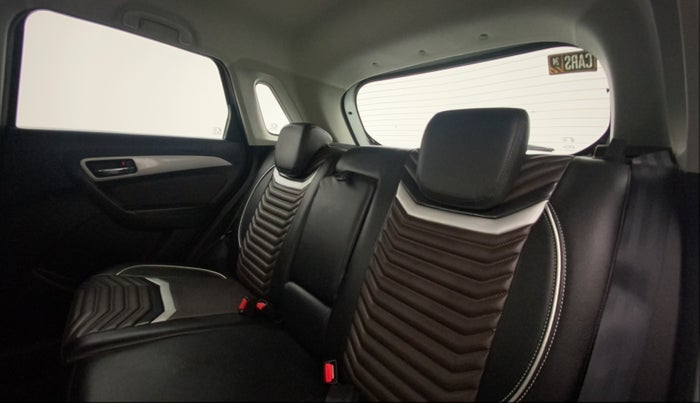 2021 Toyota URBAN CRUISER PREMIUM GRADE AT, Petrol, Automatic, 21,177 km, Right Side Rear Door Cabin