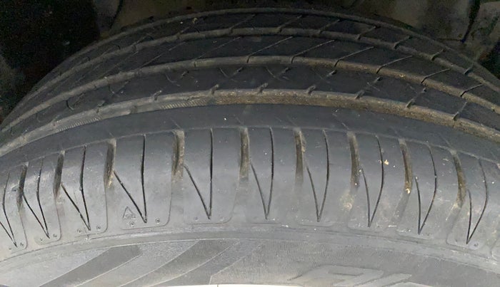 2021 Toyota URBAN CRUISER PREMIUM GRADE AT, Petrol, Automatic, 21,177 km, Right Front Tyre Tread