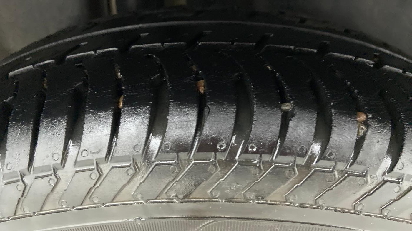 2014 Maruti Ciaz ZDI, Diesel, Manual, 1,25,015 km, Right Rear Tyre Tread