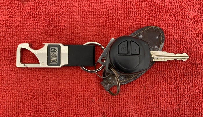 2014 Maruti Swift Dzire VXI, Petrol, Manual, 42,213 km, Key Close Up