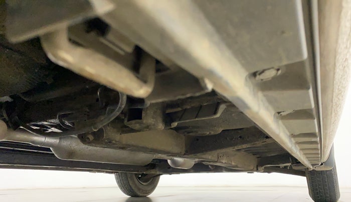 2014 Maruti Swift Dzire VXI, Petrol, Manual, 42,213 km, Right Side Underbody
