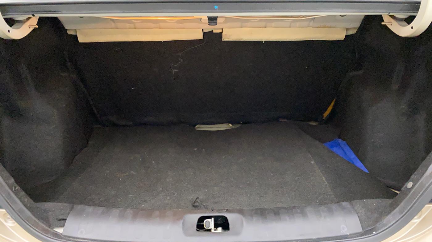 2014 Maruti Swift Dzire VXI, Petrol, Manual, 42,213 km, Boot Inside