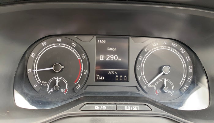 2025 Skoda KUSHAQ AMBITION 1.0L TSI MT, Petrol, Manual, 1,235 km, Odometer Image
