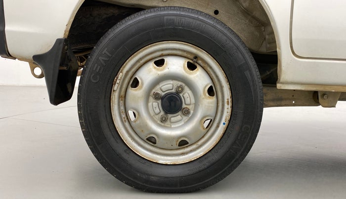 2012 Maruti Eeco 5 STR, Petrol, Manual, 39,542 km, Right Rear Wheel