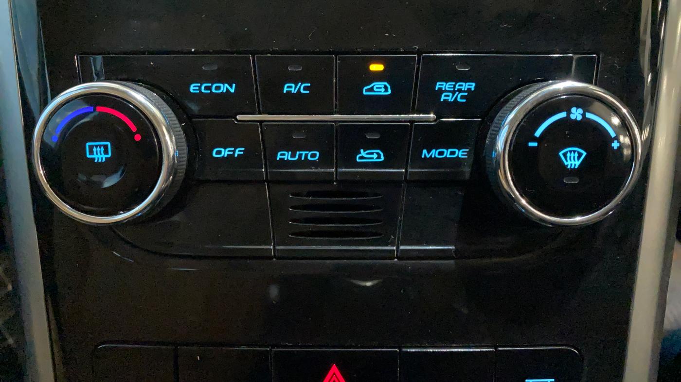 2021 Mahindra XUV500 W11 AT, Diesel, Automatic, 8,732 km, Automatic Climate Control
