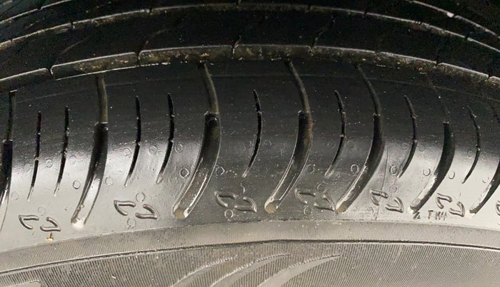 2018 Tata NEXON XT PETROL, Petrol, Manual, 89,747 km, Left Rear Tyre Tread