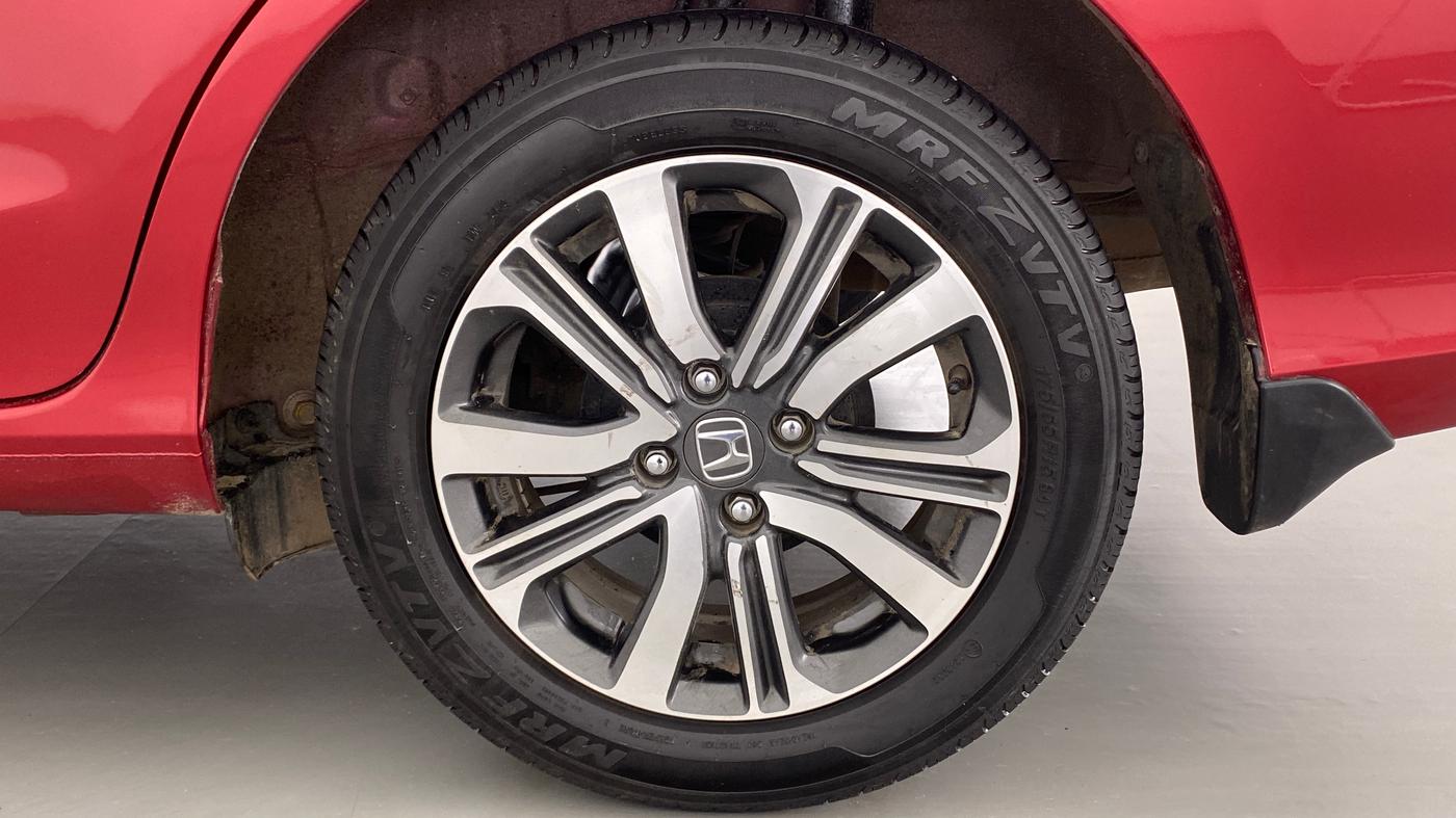 2021 Honda Amaze 1.2 VXMT I VTEC, Petrol, Manual, 13,226 km, Left Rear Wheel