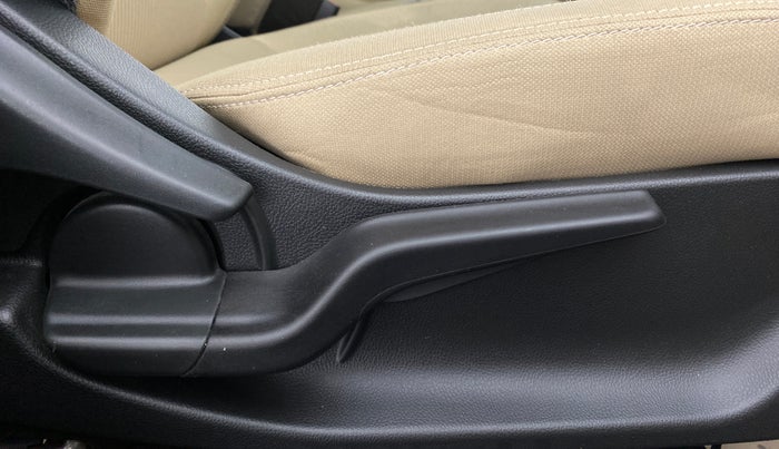 2021 Honda Amaze 1.2 VXMT I VTEC, Petrol, Manual, 13,226 km, Driver Side Adjustment Panel