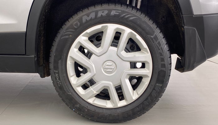 2018 Maruti Vitara Brezza VDI, Diesel, Manual, 35,382 km, Left Rear Wheel