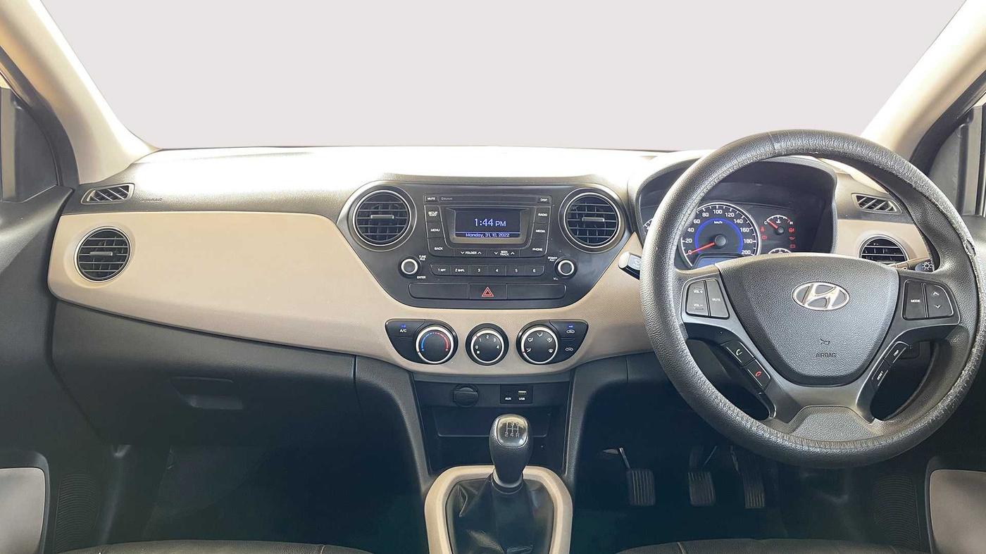 2020 Hyundai Grand i10 MAGNA 1.2 VTVT, Petrol, Manual, 99,189 km, Dashboard