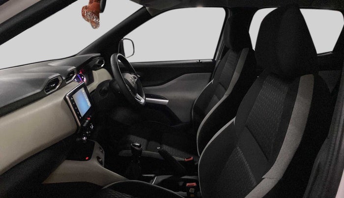 2021 Nissan MAGNITE XV MT PETROL, Petrol, Manual, 10,946 km, Right Side Front Door Cabin