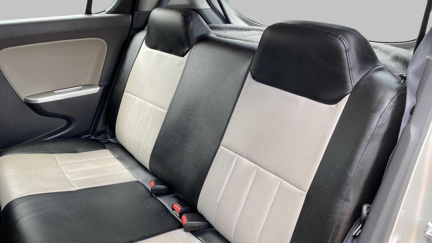2017 Maruti Alto K10 VXI (O) AMT, Petrol, Automatic, 28,671 km, Right Side Rear Door Cabin