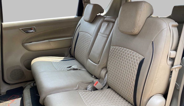 2017 Maruti Ertiga ZDI PLUS SHVS, Diesel, Manual, 36,926 km, Right Side Rear Door Cabin