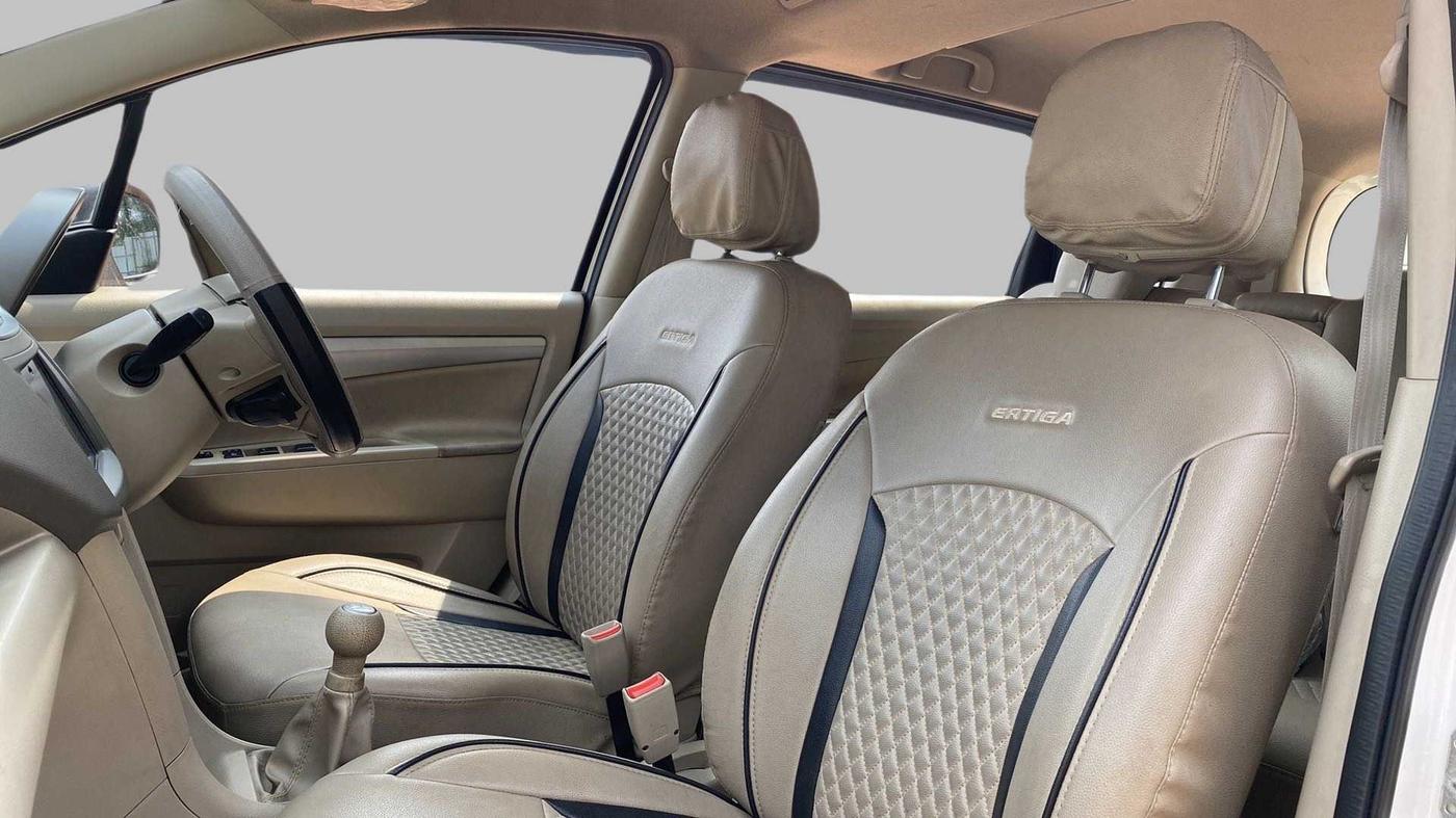 2017 Maruti Ertiga ZDI PLUS SHVS, Diesel, Manual, 36,926 km, Right Side Front Door Cabin