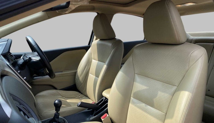 2016 Honda City VX (O) PETROL, Petrol, Manual, 72,392 km, Right Side Front Door Cabin