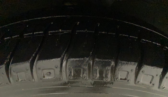 2014 Maruti Alto 800 LXI, Petrol, Manual, 40,783 km, Left Rear Tyre Tread
