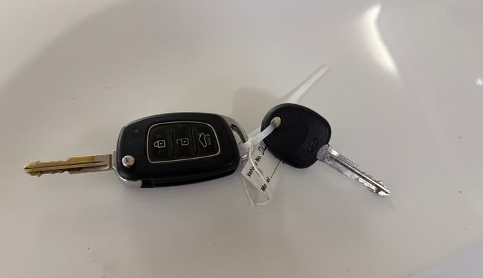 2021 Hyundai GRAND I10 NIOS SPORTZ AMT 1.2 KAPPA VTVT, Petrol, Automatic, 24,682 km, Key Close Up
