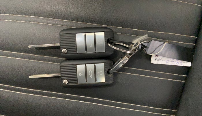 2022 MG ASTOR SUPER EX 1.5 MT, Petrol, Manual, 43,157 km, Key Close Up