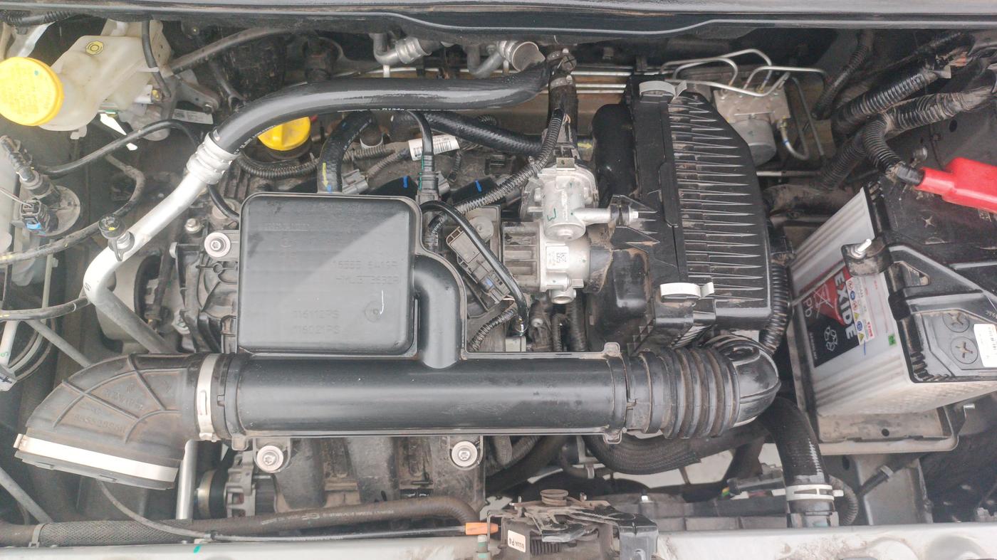 2025 Renault TRIBER Evolution, Petrol, Manual, 3,827 km, Engine View