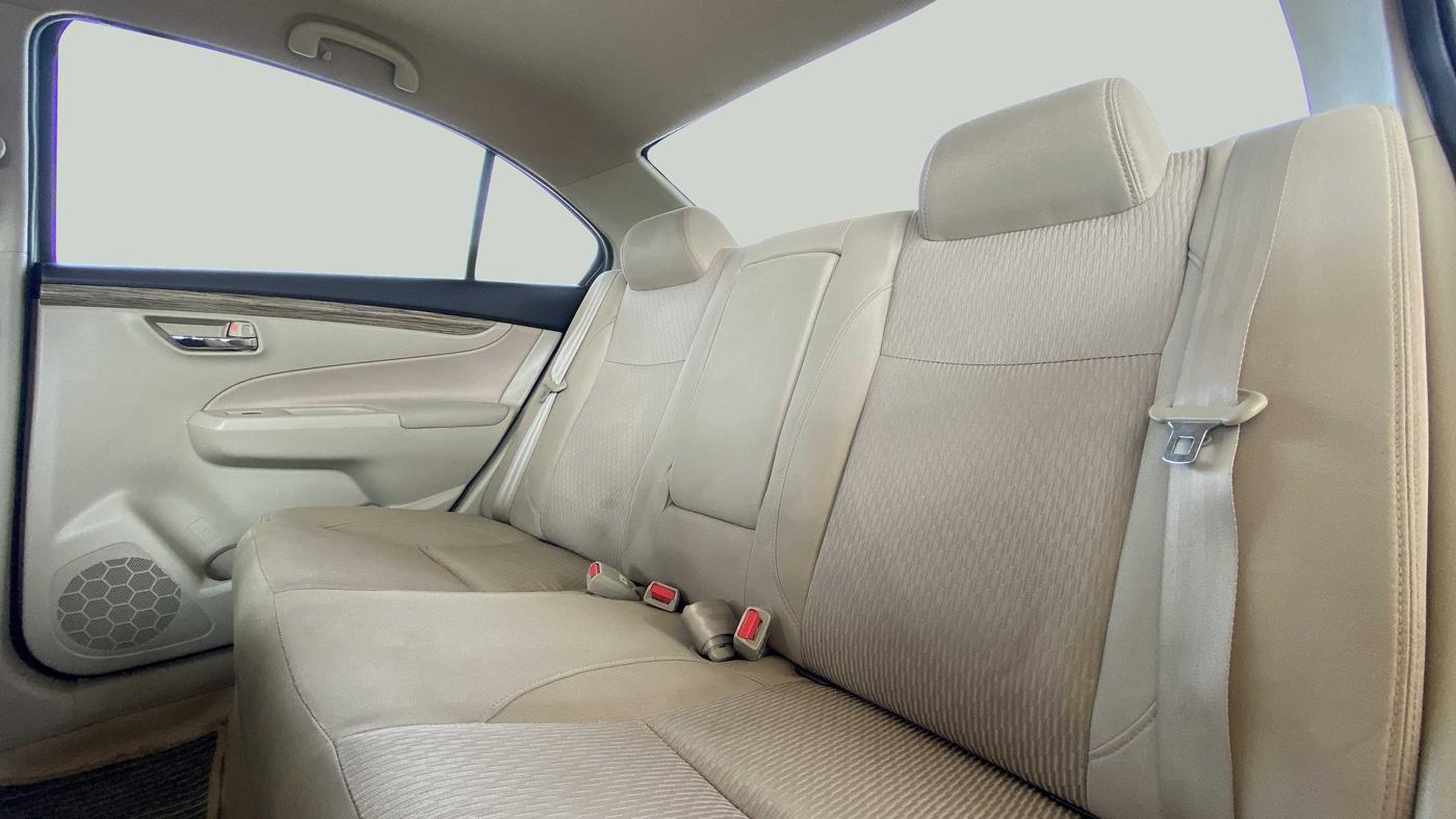 2021 Maruti Ciaz DELTA 1.5 SHVS VVT MT, Petrol, Manual, 33,731 km, Right Side Rear Door Cabin