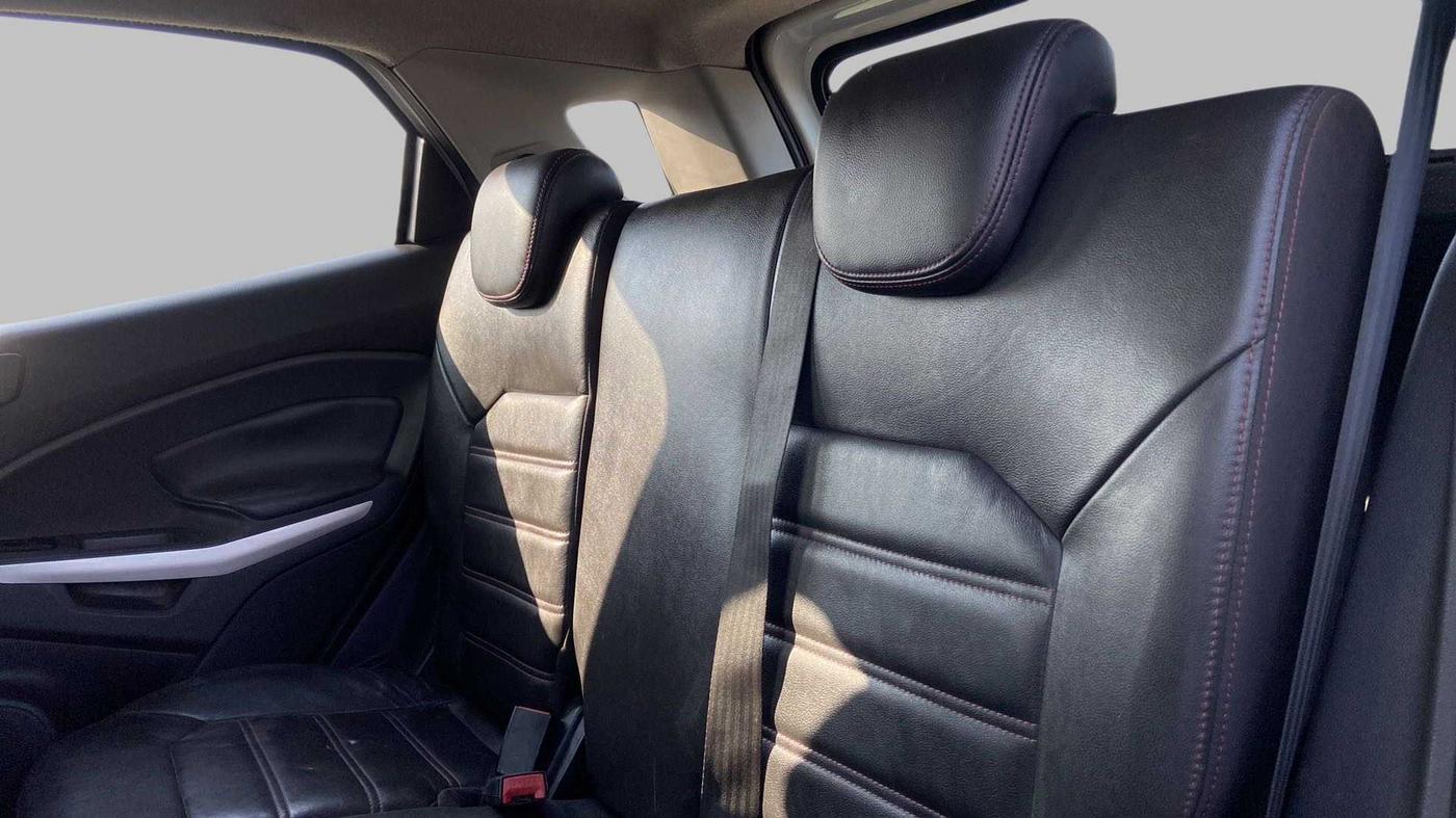 2014 Ford Ecosport 1.0 ECOBOOST TITANIUM, Petrol, Manual, 75,865 km, Right Side Rear Door Cabin