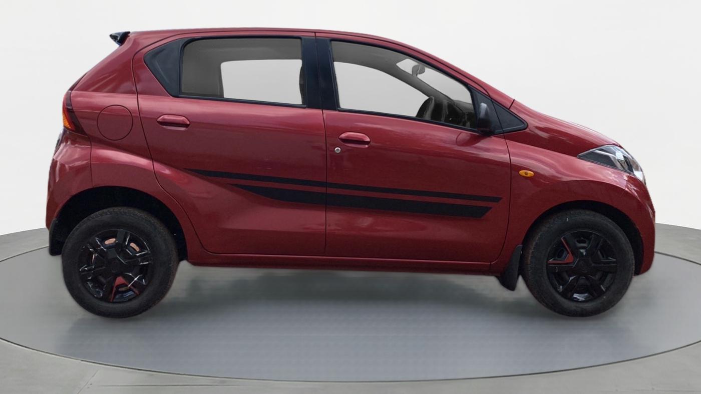 2017 Datsun Redi Go LIMITED EDITION, Petrol, Manual, 31,389 km, Right Side View