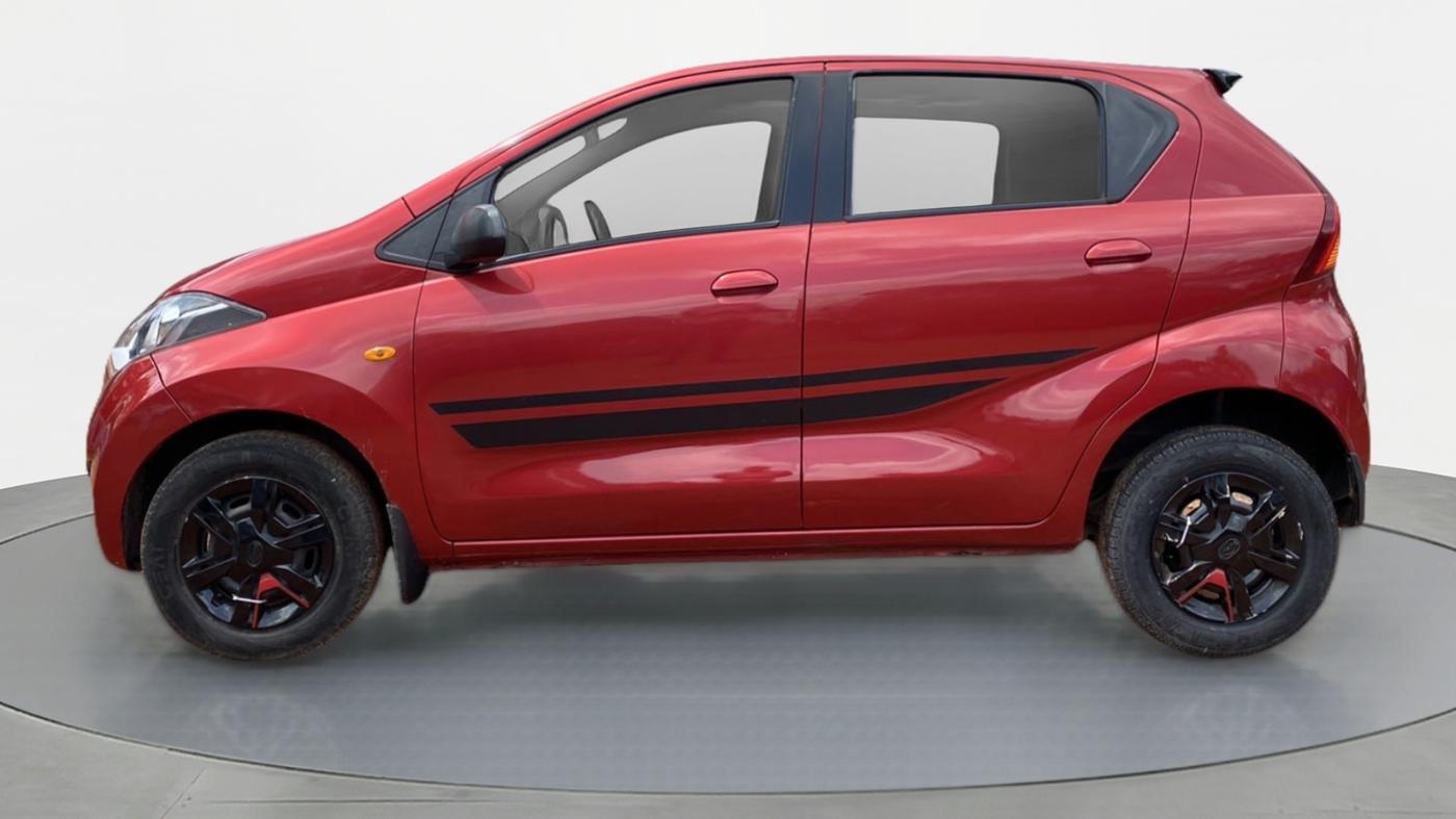 2017 Datsun Redi Go LIMITED EDITION, Petrol, Manual, 31,389 km, Left Side
