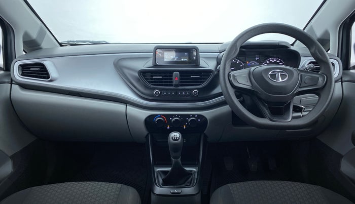 2020 Tata ALTROZ XE RHYTM, Petrol, Manual, 17,202 km, Dashboard