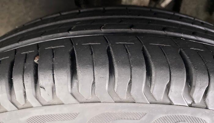 2020 Tata ALTROZ XE RHYTM, Petrol, Manual, 17,202 km, Left Front Tyre Tread