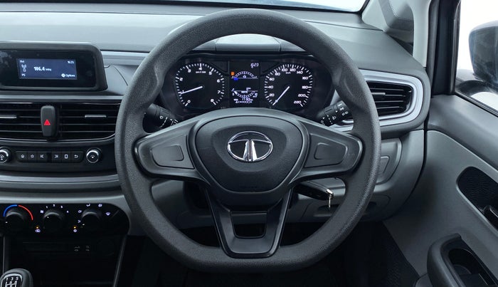 2020 Tata ALTROZ XE RHYTM, Petrol, Manual, 17,202 km, Steering Wheel Close Up