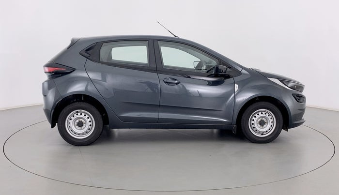 2020 Tata ALTROZ XE RHYTM, Petrol, Manual, 17,202 km, Right Side View