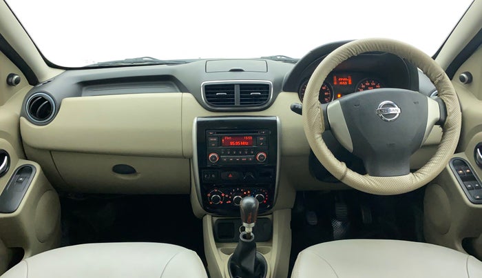 2015 Nissan Terrano XL (P), Petrol, Manual, 29,422 km, Dashboard