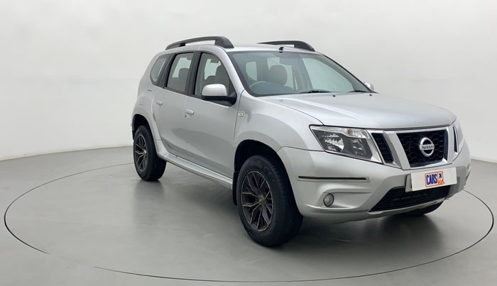 2015 Nissan Terrano XL (P), Petrol, Manual, 29,422 km, Right Front Diagonal