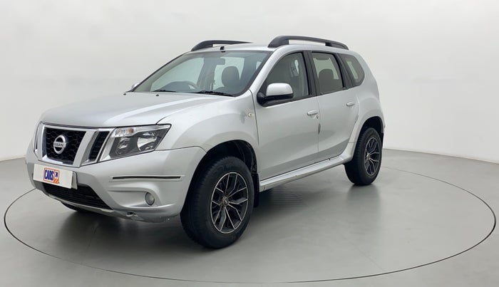 2015 Nissan Terrano XL (P), Petrol, Manual, 29,422 km, Left Front Diagonal