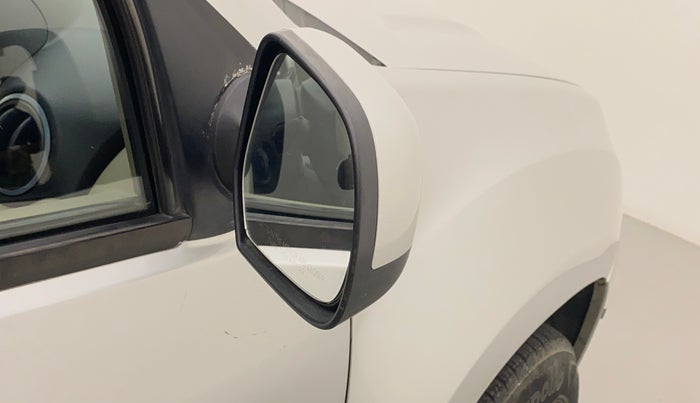 2015 Nissan Terrano XL (P), Petrol, Manual, 29,422 km, Right rear-view mirror - Mirror motor not working