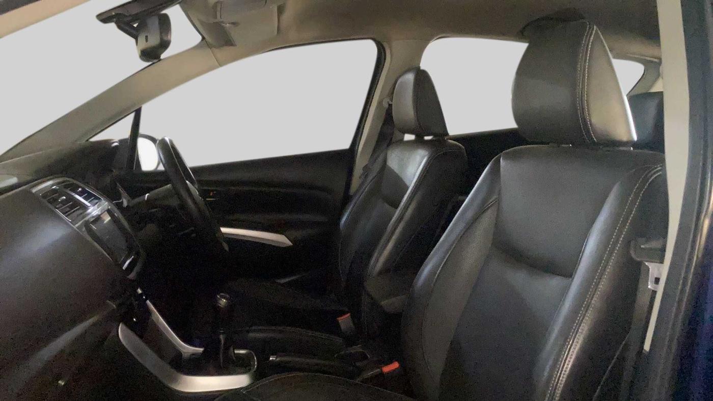 2020 Maruti S Cross ALPHA 1.5 SMART HYBRID, Petrol, Manual, 11,063 km, Right Side Front Door Cabin