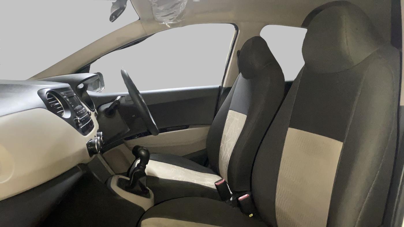 2019 Hyundai Grand i10 MAGNA 1.2 KAPPA VTVT, Petrol, Manual, 16,064 km, Driver Side Door Panels Control