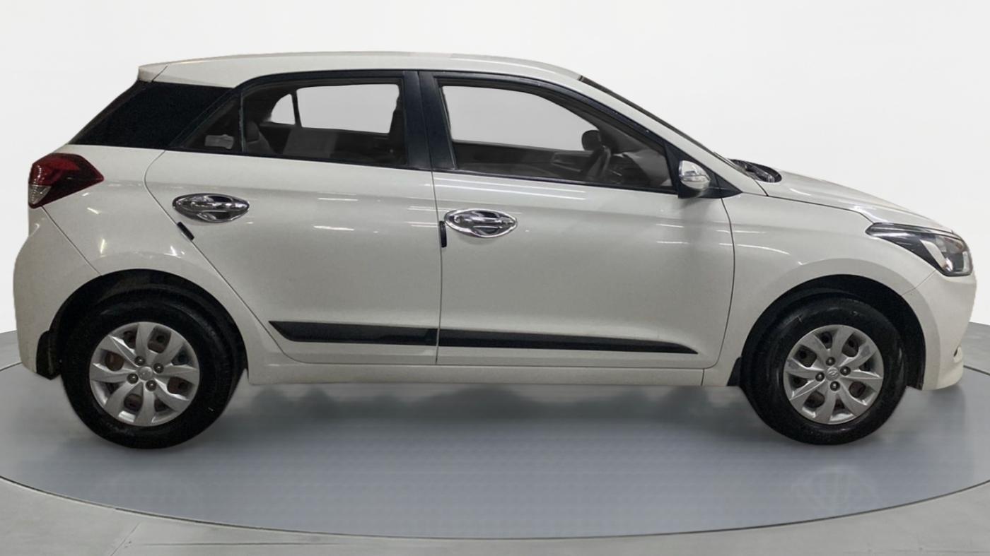 2016 Hyundai Elite i20 SPORTZ 1.2, Petrol, Manual, 54,538 km, Right Side View