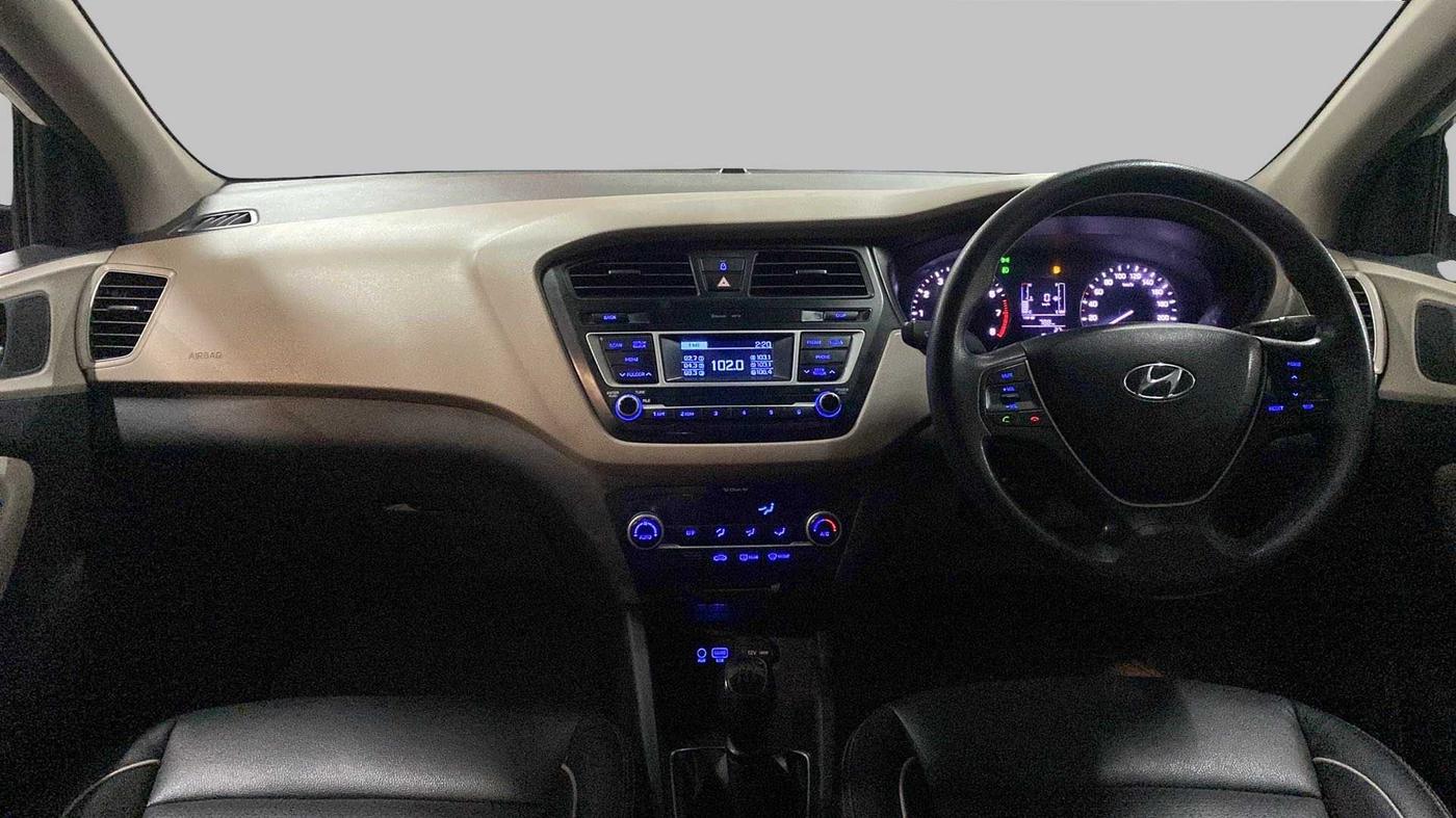 2016 Hyundai Elite i20 SPORTZ 1.2, Petrol, Manual, 54,538 km, Dashboard