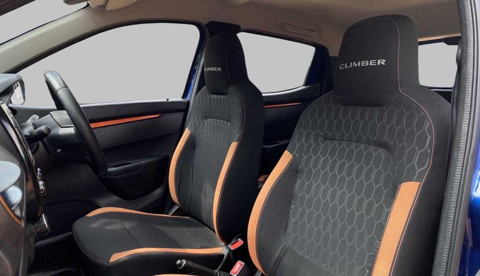2019 Renault Kwid CLIMBER 1.0 AT, Petrol, Automatic, 30,184 km, Right Side Front Door Cabin