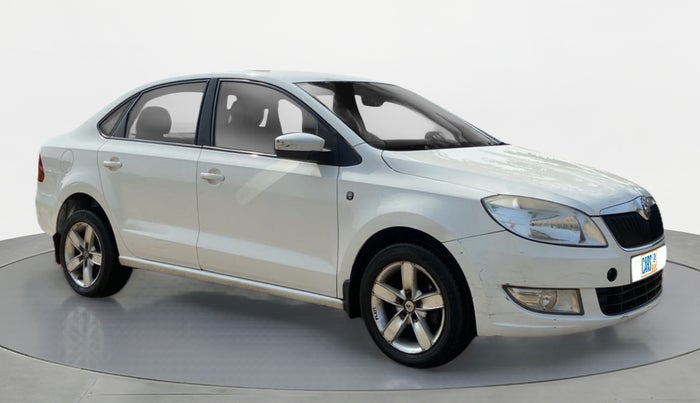 2013 Skoda Rapid AMBITION 1.6 MPFI MT, Petrol, Manual, 91,726 km, Right Front Diagonal
