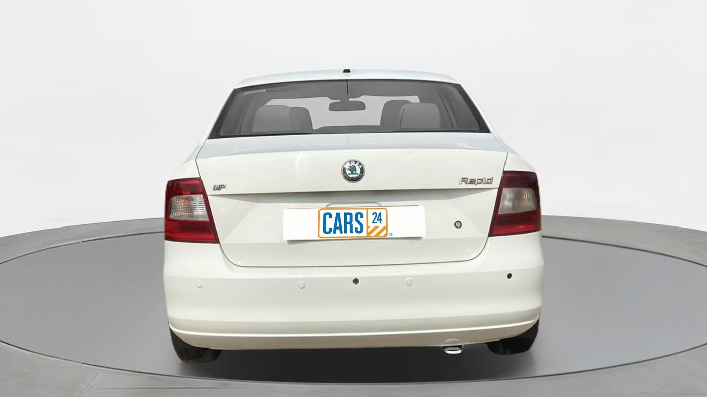 2013 Skoda Rapid AMBITION 1.6 MPFI MT, Petrol, Manual, 91,726 km, Back/Rear