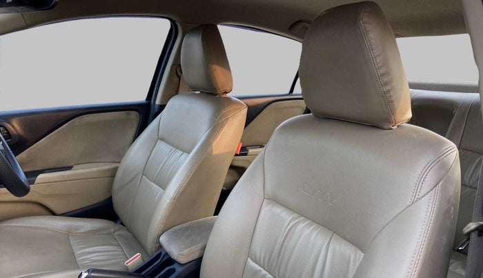 2015 Honda City SV CVT PETROL, Petrol, Automatic, 51,930 km, Right Side Front Door Cabin